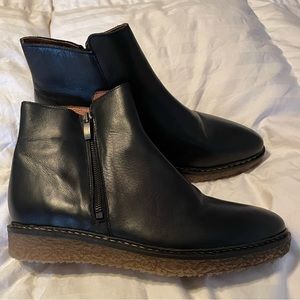 Eric Michael Black Boots NIB 10